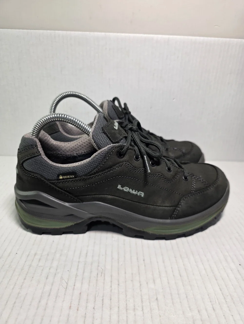 Lowa Renegade Gore-Tex GTX LO Womens Shoes Sneakers Size 8
